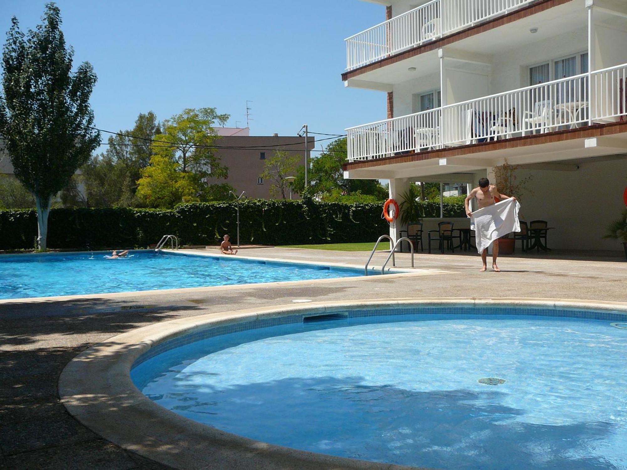 Apartamentos Sunway Arizona Sitges Exterior photo